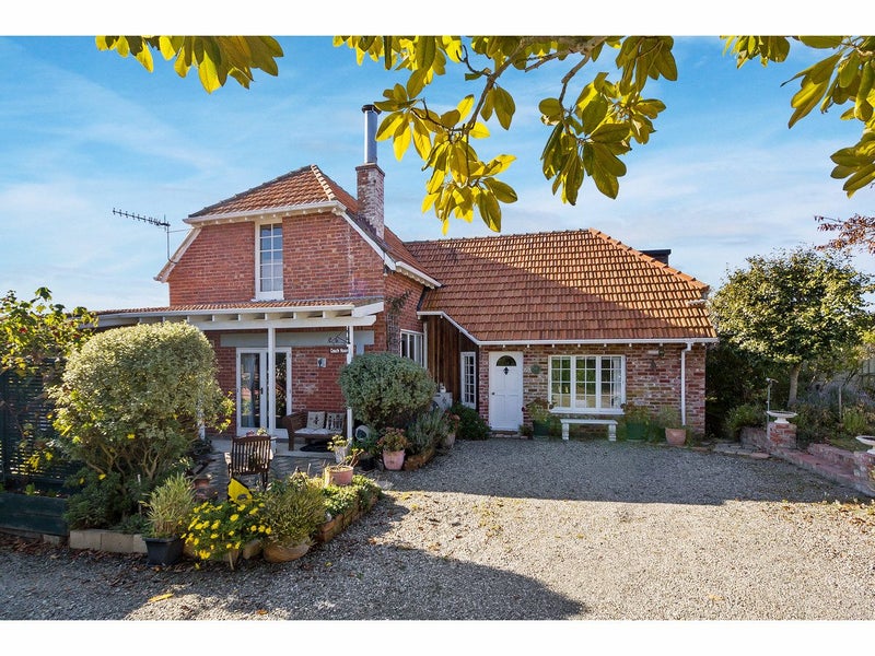 4 Hillsden Place, Glenwood, Timaru - Carousel 1