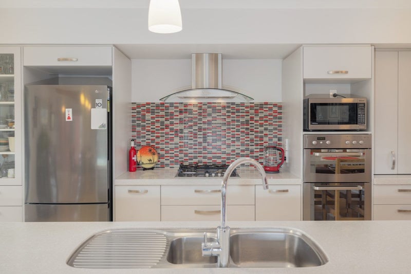 9 Muriwai Drive, Lyttelton - Carousel 2