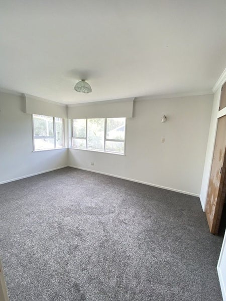 33A Forrest Hill Road, Milford, Auckland - Carousel 9