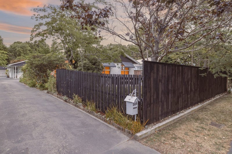 1/30 Cholmondeley Avenue, Opawa, Christchurch - Carousel 17