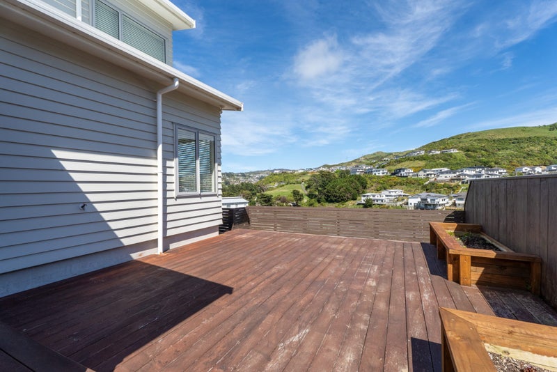 10 Crompton Avenue, Churton Park, Wellington - Carousel 26