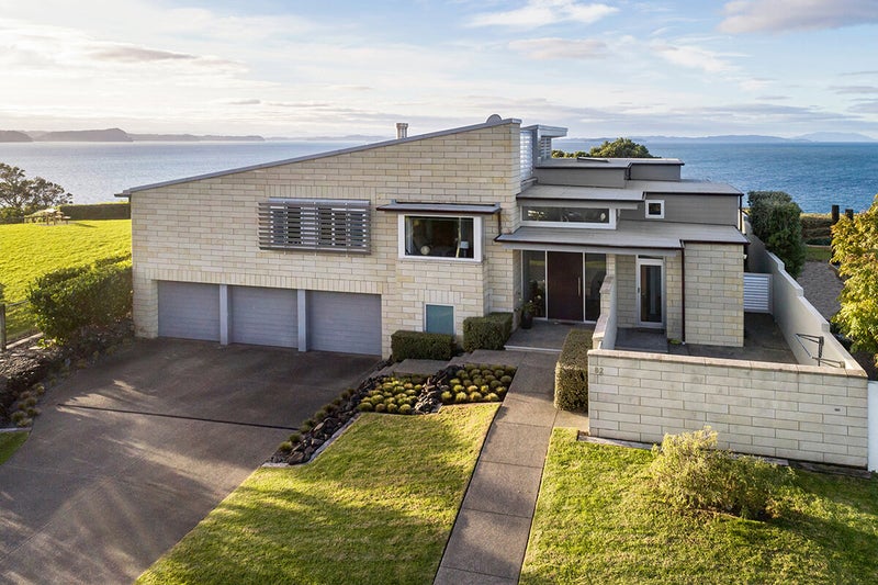 82 Ardern Avenue, Stanmore Bay, Whangaparaoa - Carousel 2
