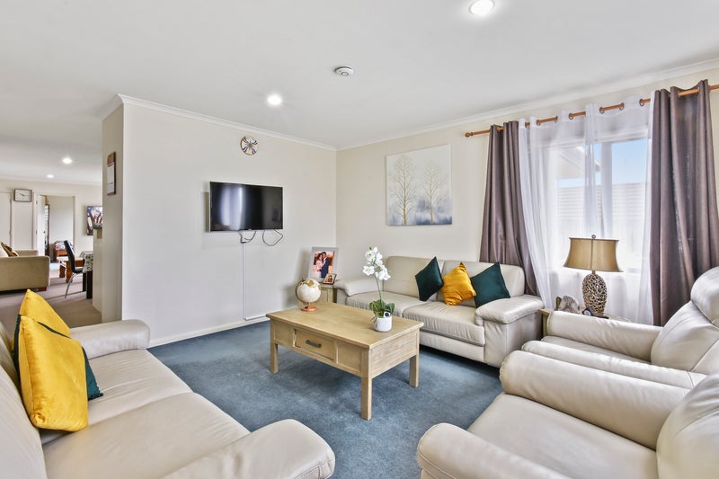 44 Waimahia Avenue, Weymouth, Auckland - Carousel 2