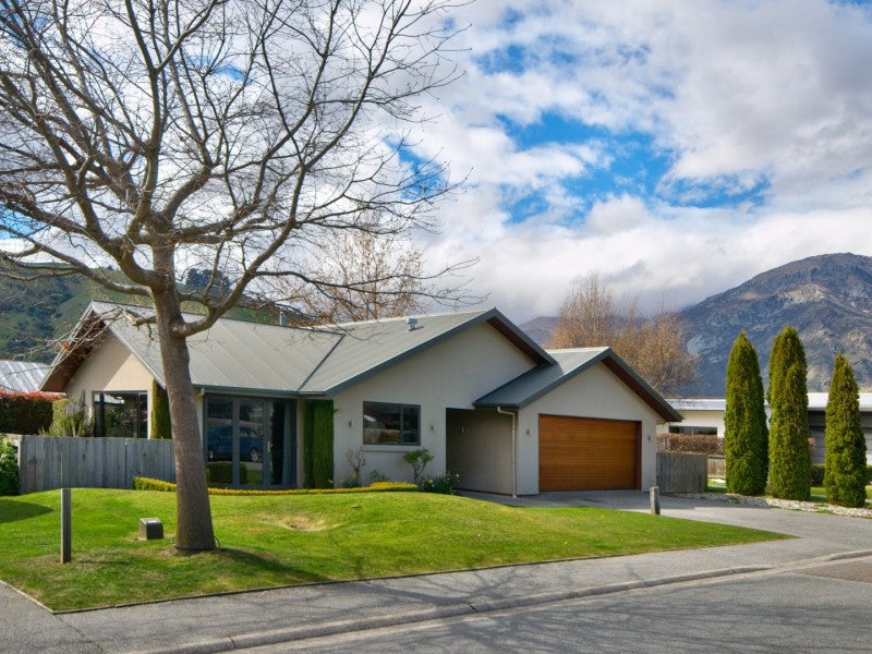 7 Haddow's Place, Lake Hayes, Queenstown - Carousel 1