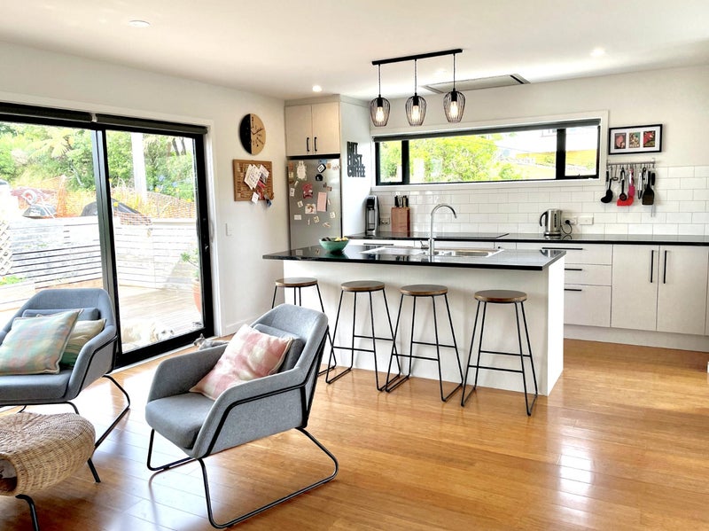 1 Patna Street, Ngaio, Wellington - Carousel 1