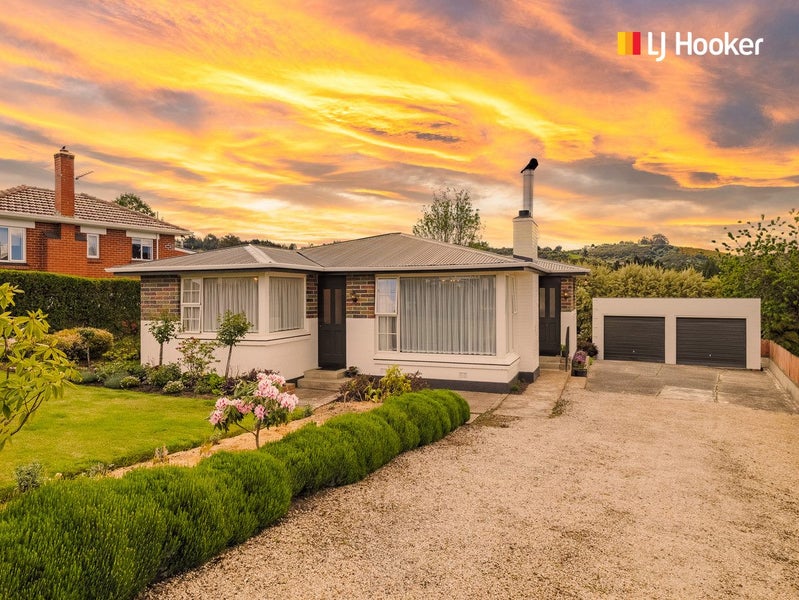 10 Main Road, Fairfield, Dunedin - Carousel 1