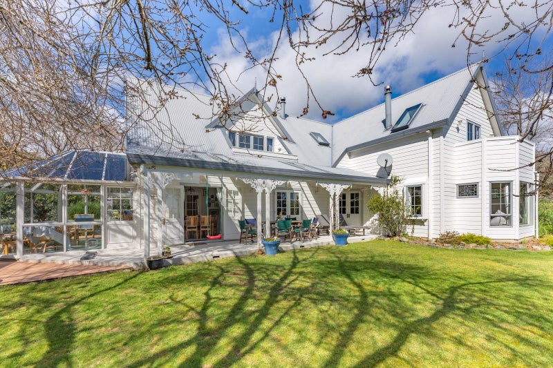42 Wi Tako Street, Manakau, Levin - Carousel 1