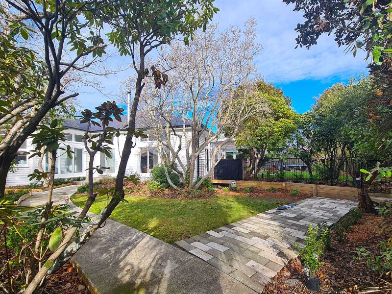 2 Poulton Avenue, Richmond, Christchurch - Carousel 2