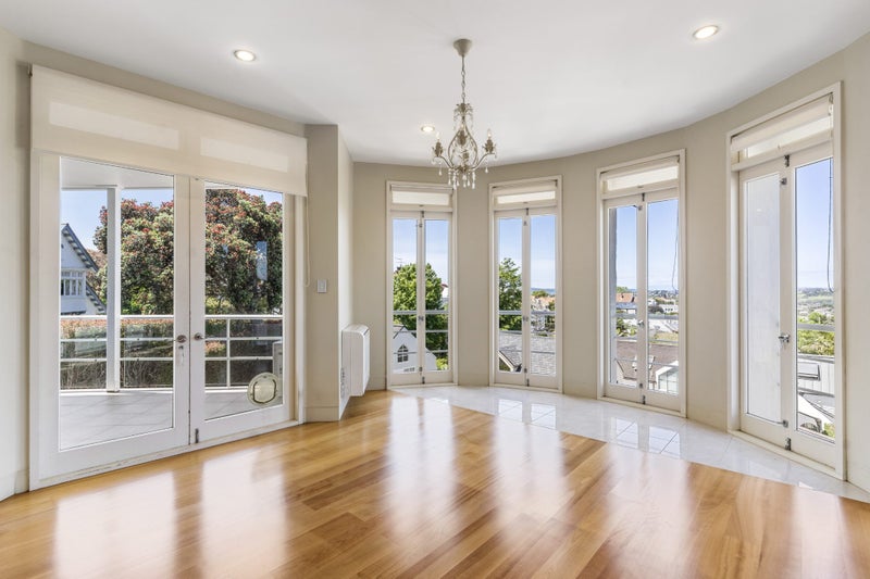 6C Glen Esk Place, Remuera, Auckland - Carousel 2