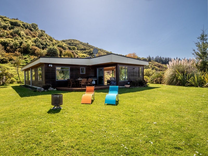 257 Riwaka-Sandy Bay Road, Takaka Hill - Carousel 2