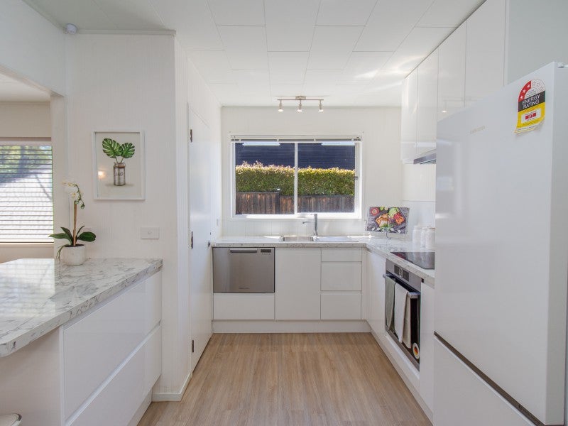 22B Grey Street, Glenholme, Rotorua - Carousel 2