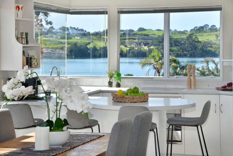 22 Mariners Grove, Algies Bay, Warkworth - Carousel 1