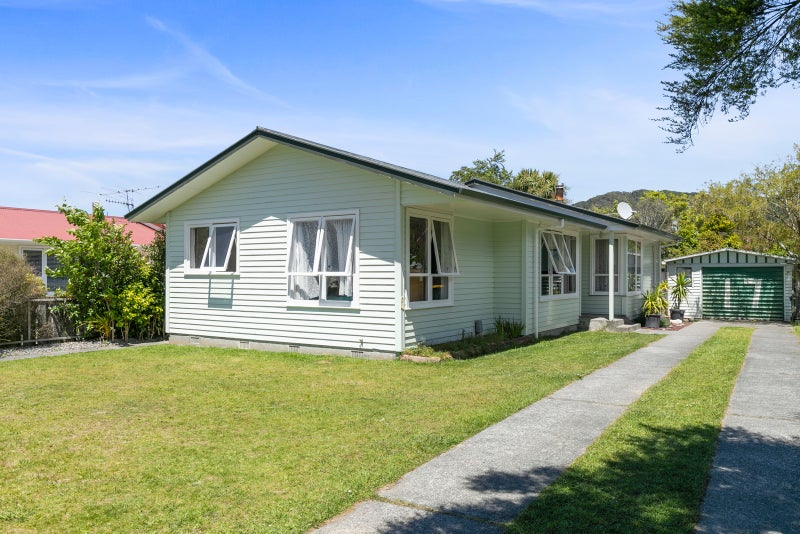 17 Kairanga Crescent, Wainuiomata, Lower Hutt - Carousel 20
