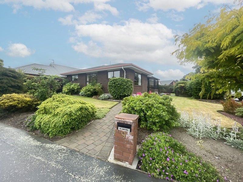 9 Lowry Avenue, Redwood, Christchurch - Carousel 1