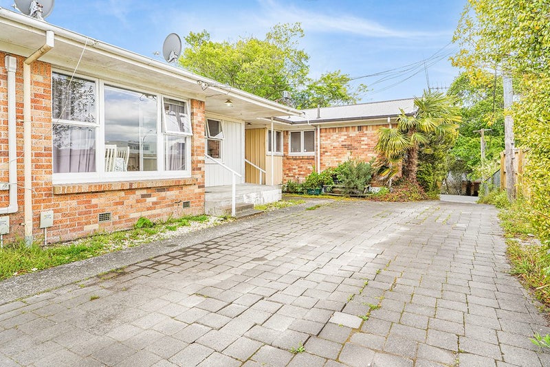 3/3 Puutikitiki Street, Hamilton East, Hamilton - Carousel 1