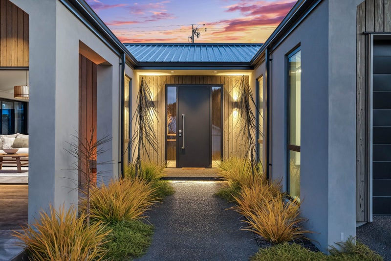 80 Rock Ridge Drive, TE KAMO - Carousel 1