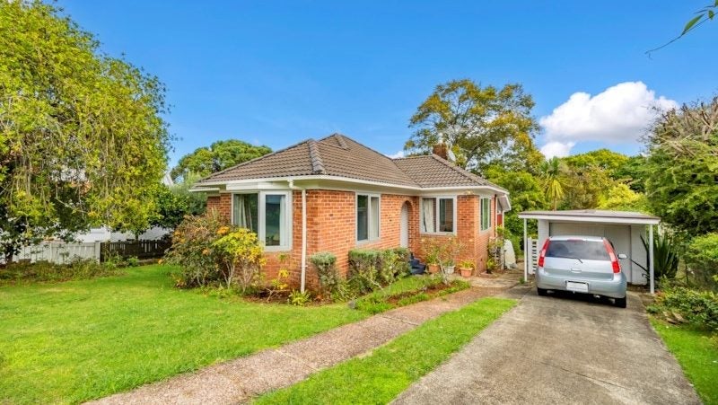 7 Tansley Avenue, Epsom, Auckland - Carousel 1
