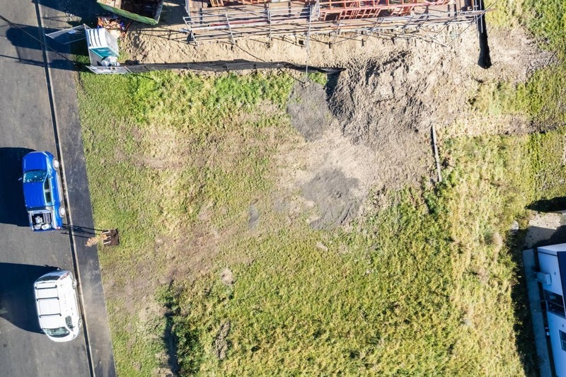 10 Round Hill Rise, Cracroft, Christchurch - Carousel 10