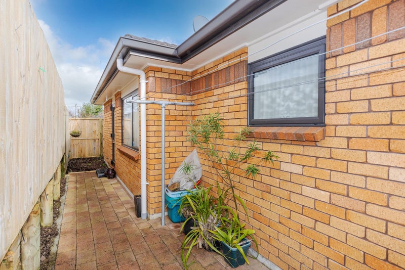 37E Sillary Street, Hamilton East, Hamilton - Carousel 9