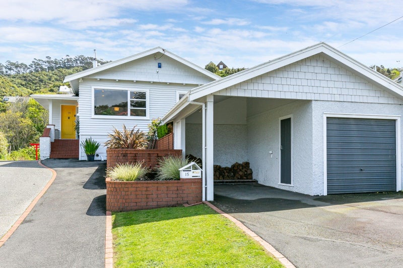 15 Omar Street, Khandallah, Wellington - Carousel 1
