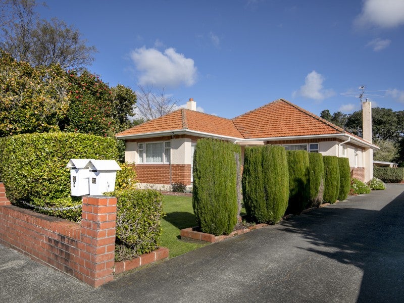 21 Military Road, Boulcott, Lower Hutt - Carousel 16
