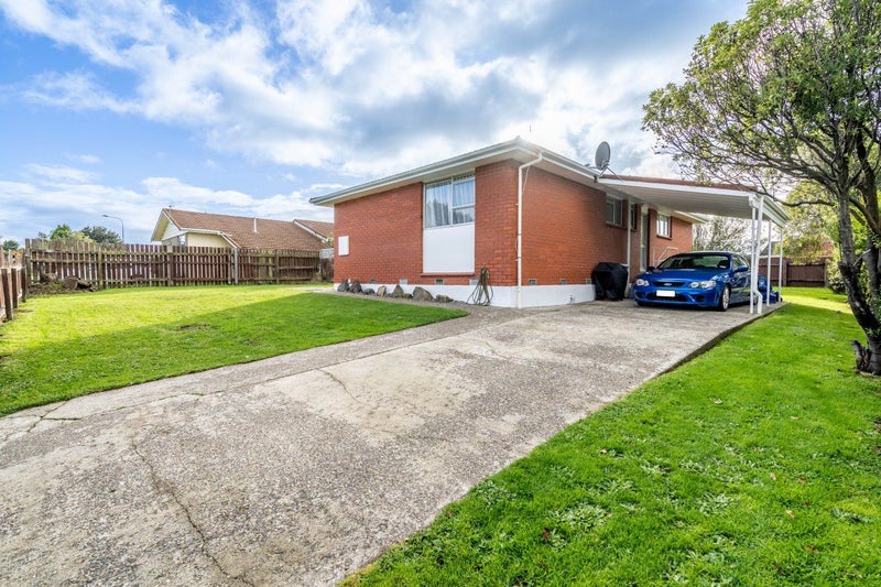 16 Newbie Street, Heidelberg, Invercargill - Carousel 1