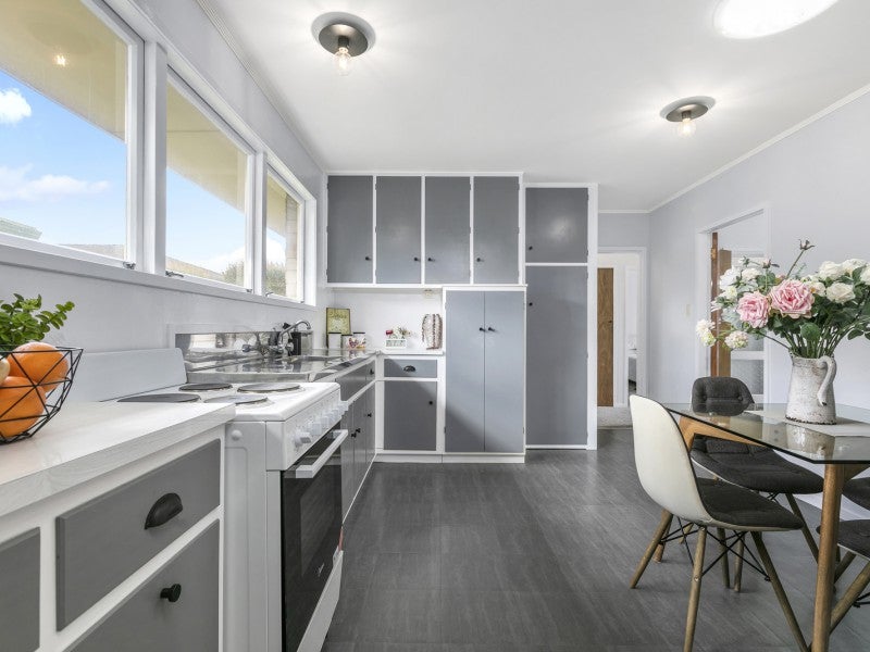 717 Cameron Road, Tauranga South, Tauranga - Carousel 2