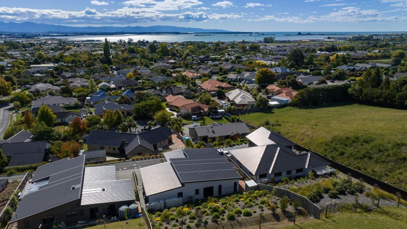 9 Highland Drive, Richmond - Carousel 20