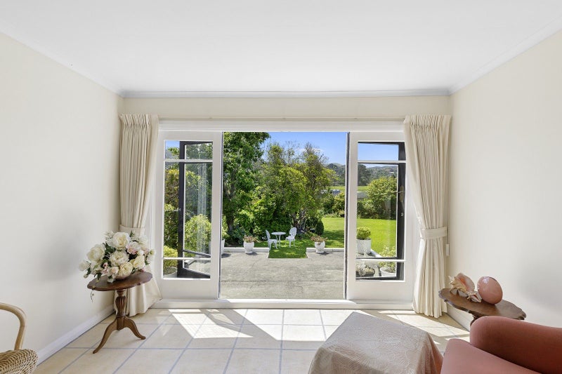 18 Hathaway Avenue, Boulcott, Lower Hutt - Carousel 2