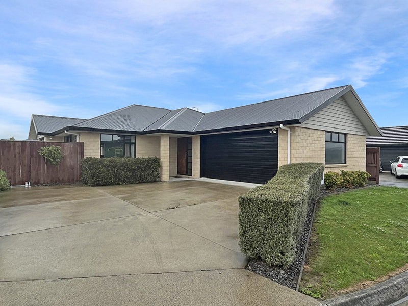 8 Levi Place, Kelvin Grove, Palmerston North - Carousel 1