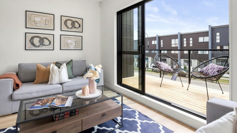 23 Papatahi Lane, Flat Bush, Auckland - Carousel 1