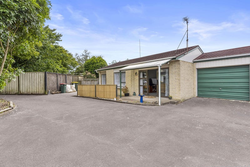 1/36 Trentham Road, Papakura, Auckland - Carousel 2
