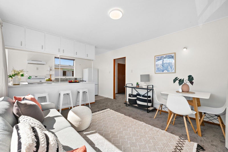 2/16 Ross Street, Kilbirnie, Wellington - Carousel 1