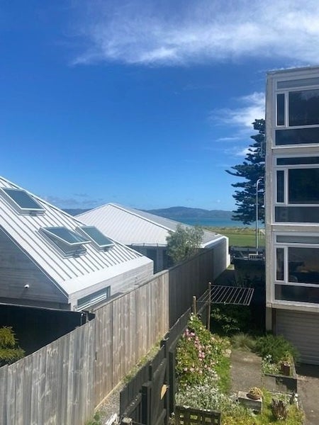 1/110 MURITAI RD, Eastbourne, Lower Hutt - Carousel 8