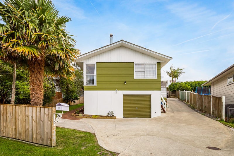 27 Temuri Place, Glendene, Auckland - Carousel 1