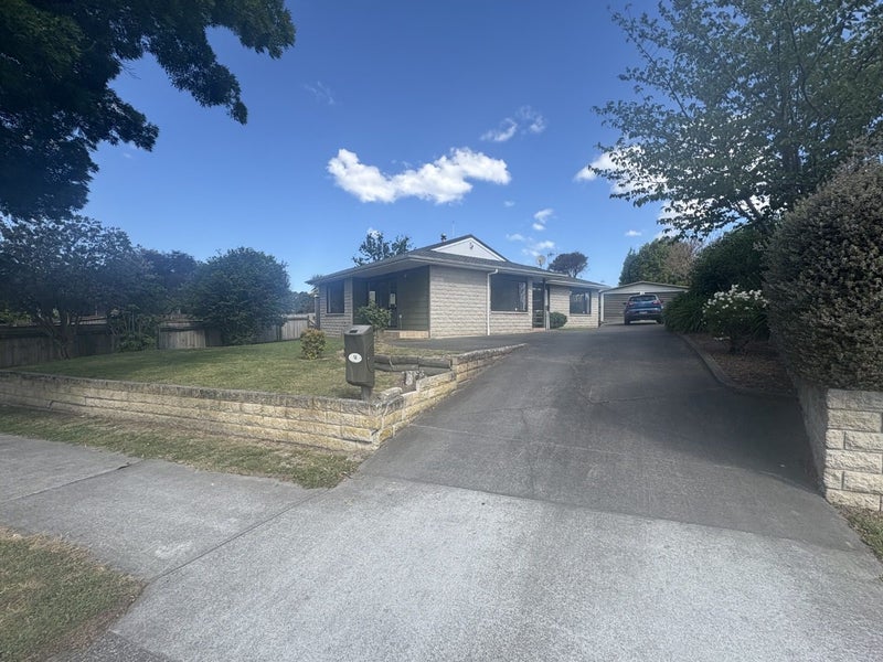 14 Kaweka Place, Havelock North, Havelock North - Carousel 2