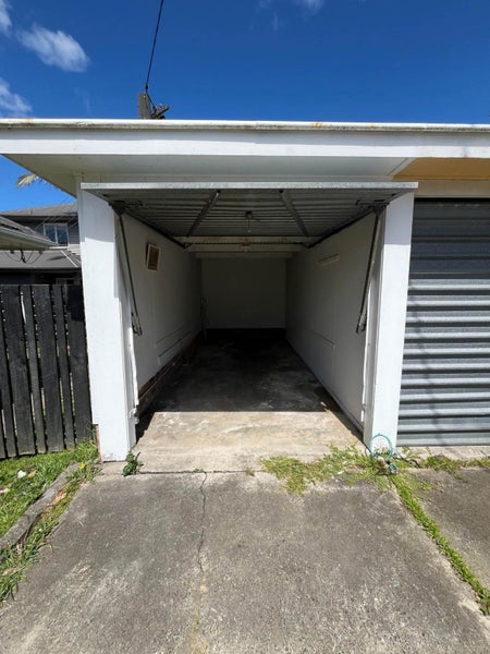 1/34 Lake Pupuke Drive, Takapuna, Auckland - Carousel 11