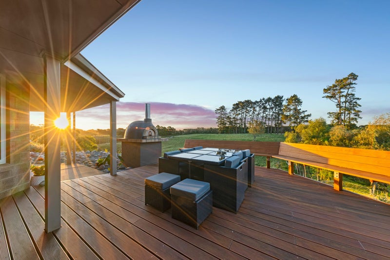 32 Arthur Road, Paraite, New Plymouth - Carousel 2