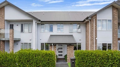 52 Pencaitland Drive, Flat Bush, Auckland - Carousel 1