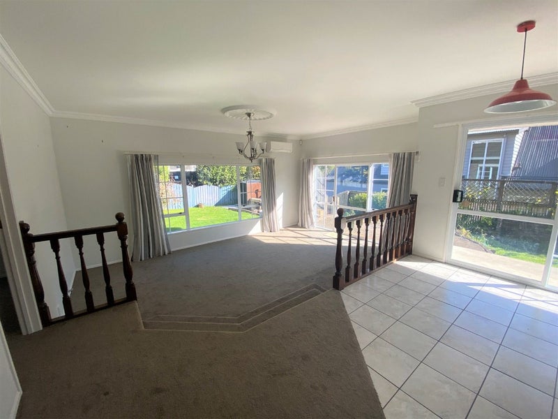 24 Brookview Court, Queenwood, Hamilton - Carousel 2