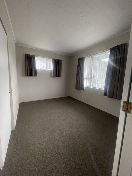 8 Kairakau Beach Road, Havelock North - Carousel 8