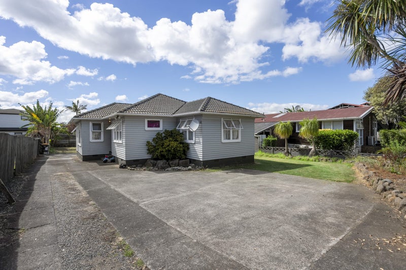40 Kirkbride Road, Mangere Bridge, Auckland - Carousel 2