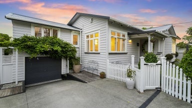 42 Church Street, Northcote Point, Auckland - Carousel 1