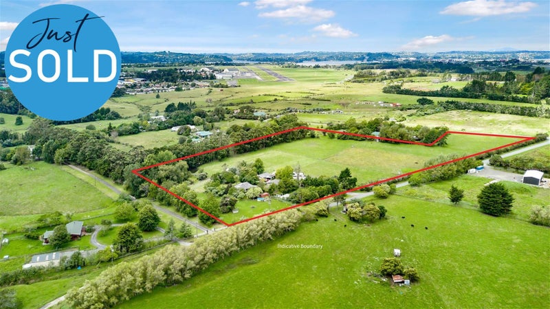 10 Spedding Road, Whenuapai, Auckland - Carousel 1