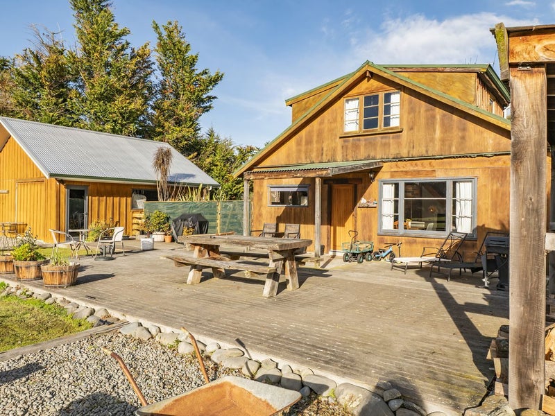 218 Whitecliffs Road, Coalgate - Carousel 1