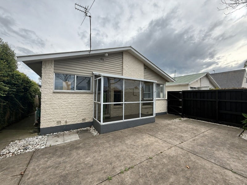 1/29 Trafalgar Street, St Albans, Christchurch - Carousel 1