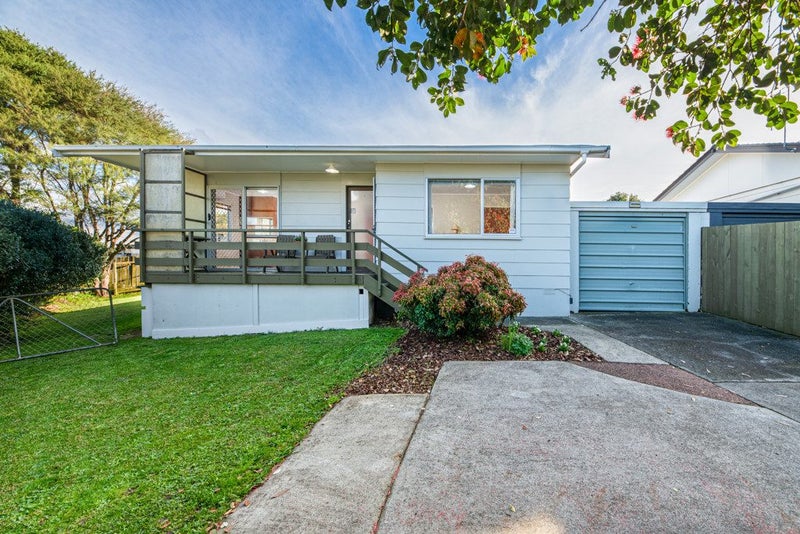 2/29 Afton Place, Ranui, Auckland - Carousel 24