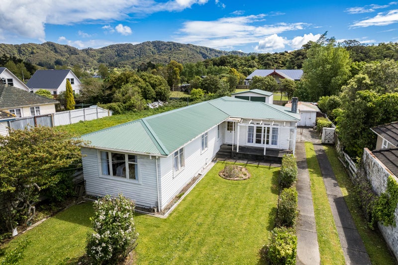21 Wellington Road, Wainuiomata, Lower Hutt - Carousel 1