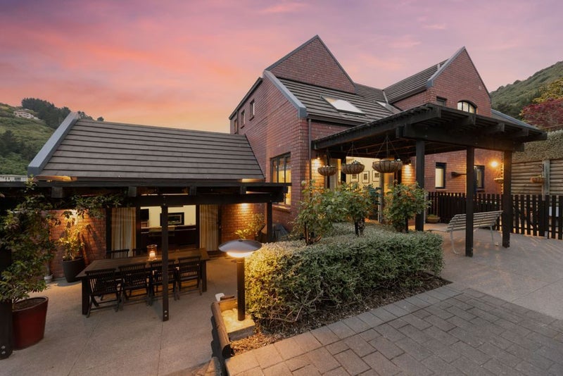 2 Emerald Lane, Cashmere, Christchurch - Carousel 2