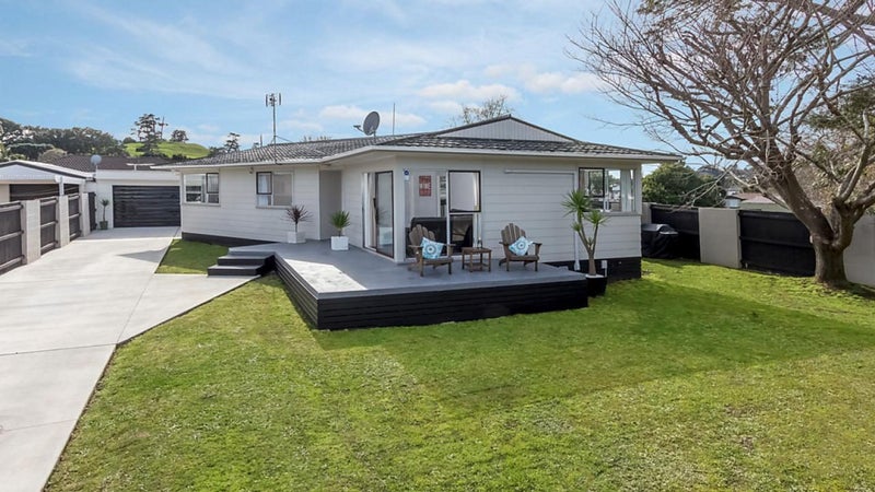 3 Piringa Road, Pukekohe, Pukekohe - Carousel 1